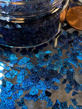 Load image into Gallery viewer, Blue Topaz Chromatic Flakes