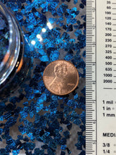 Load image into Gallery viewer, Blue Topaz Chromatic Flakes